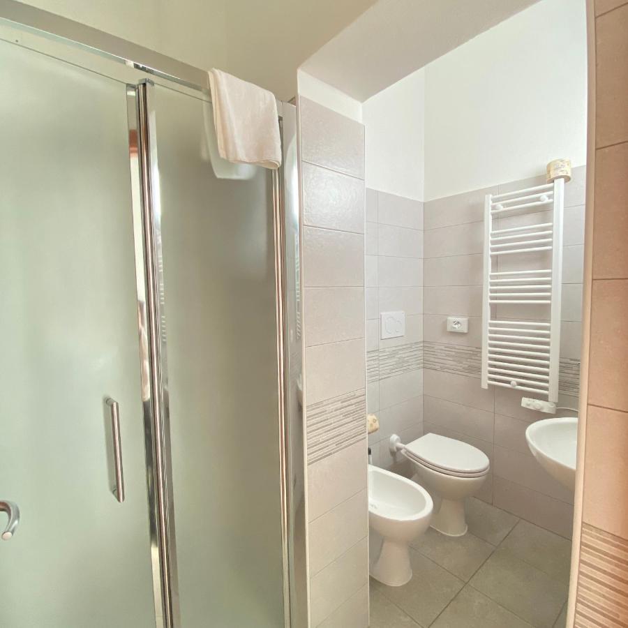 Hotel Bed And Book Ρίμινι Εξωτερικό φωτογραφία