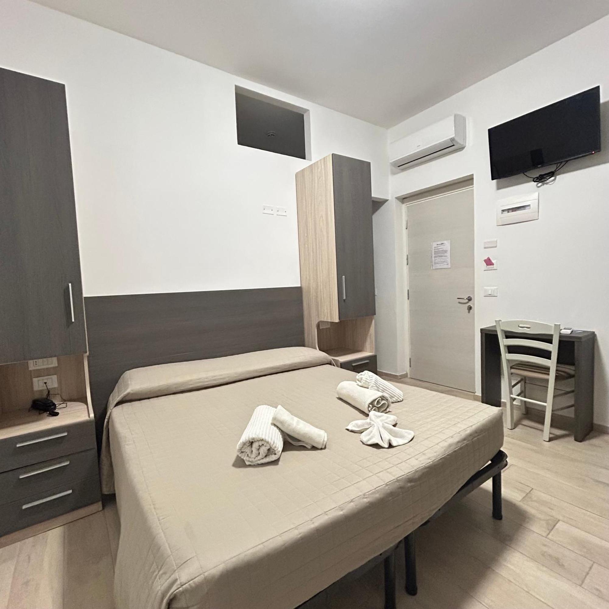 Hotel Bed And Book Ρίμινι Εξωτερικό φωτογραφία